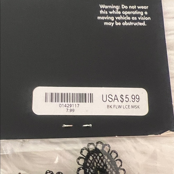 Spirit Halloween Black Floral Lace Mask - Picture 4 of 5